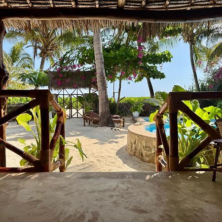 Villa Kipara - Private Beach & Pool Pwani Mchangani Buitenkant foto
