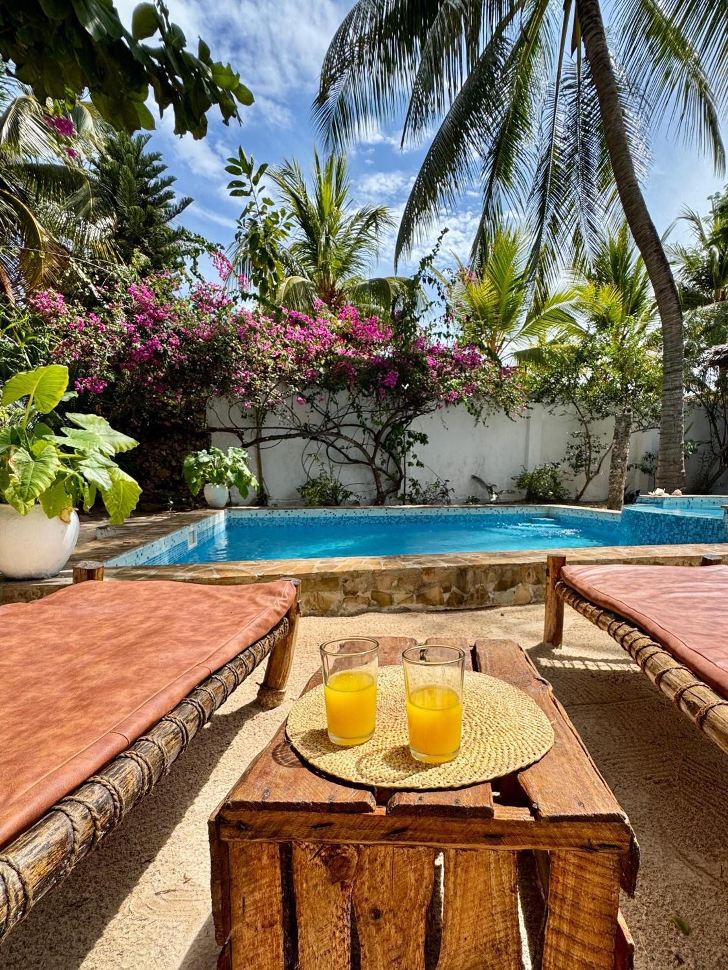 Villa Kipara - Private Beach & Pool Pwani Mchangani Buitenkant foto