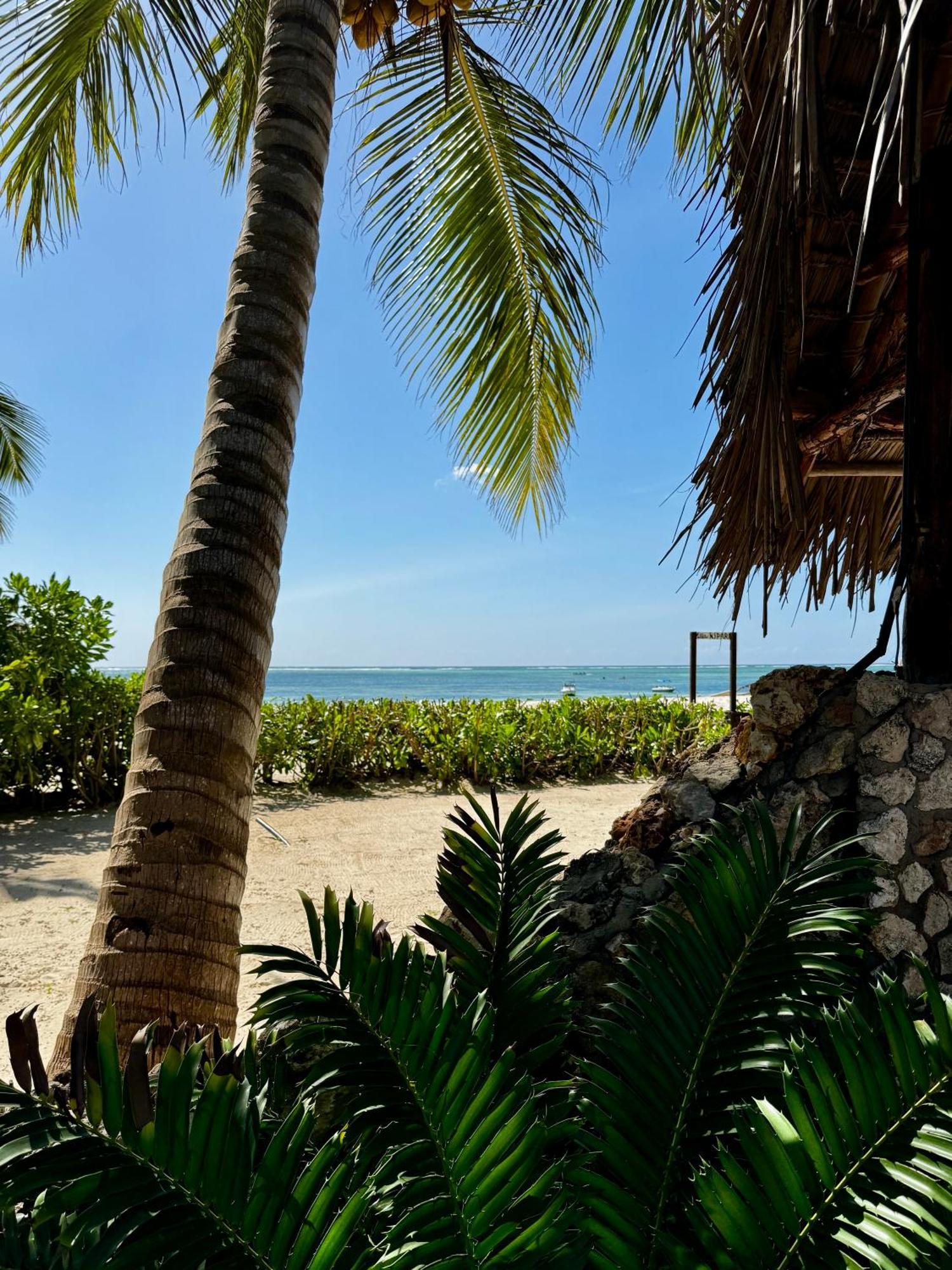 Villa Kipara - Private Beach & Pool Pwani Mchangani Buitenkant foto